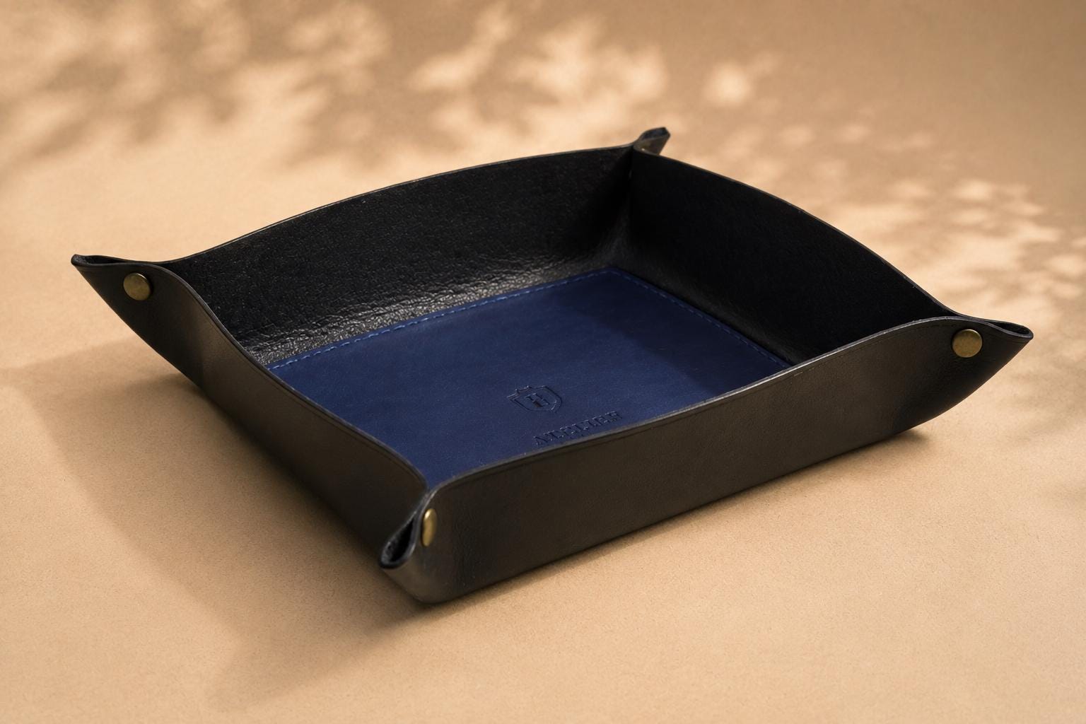 Personalised Leather Valet Tray | Men's Catchall Desk Organiser | Gift for Him | Anniversary Present